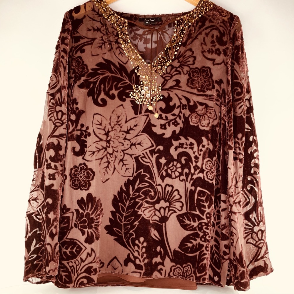 ECI New York Velvet Burnout Top / Embellished Neck